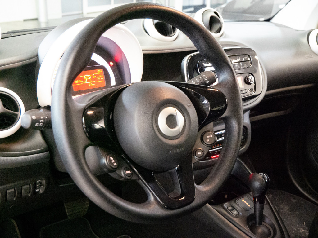 SMART fortwo coupe EQ